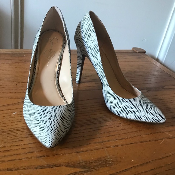 Jessica Simpson Pumps - Picture 2 of 6